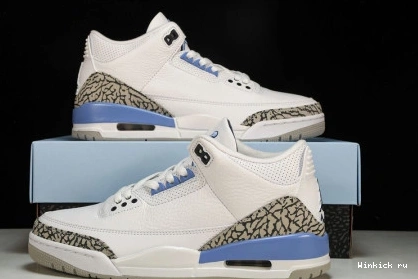 3 WHITE RETRO AIR JORDAN “UNC” 0823